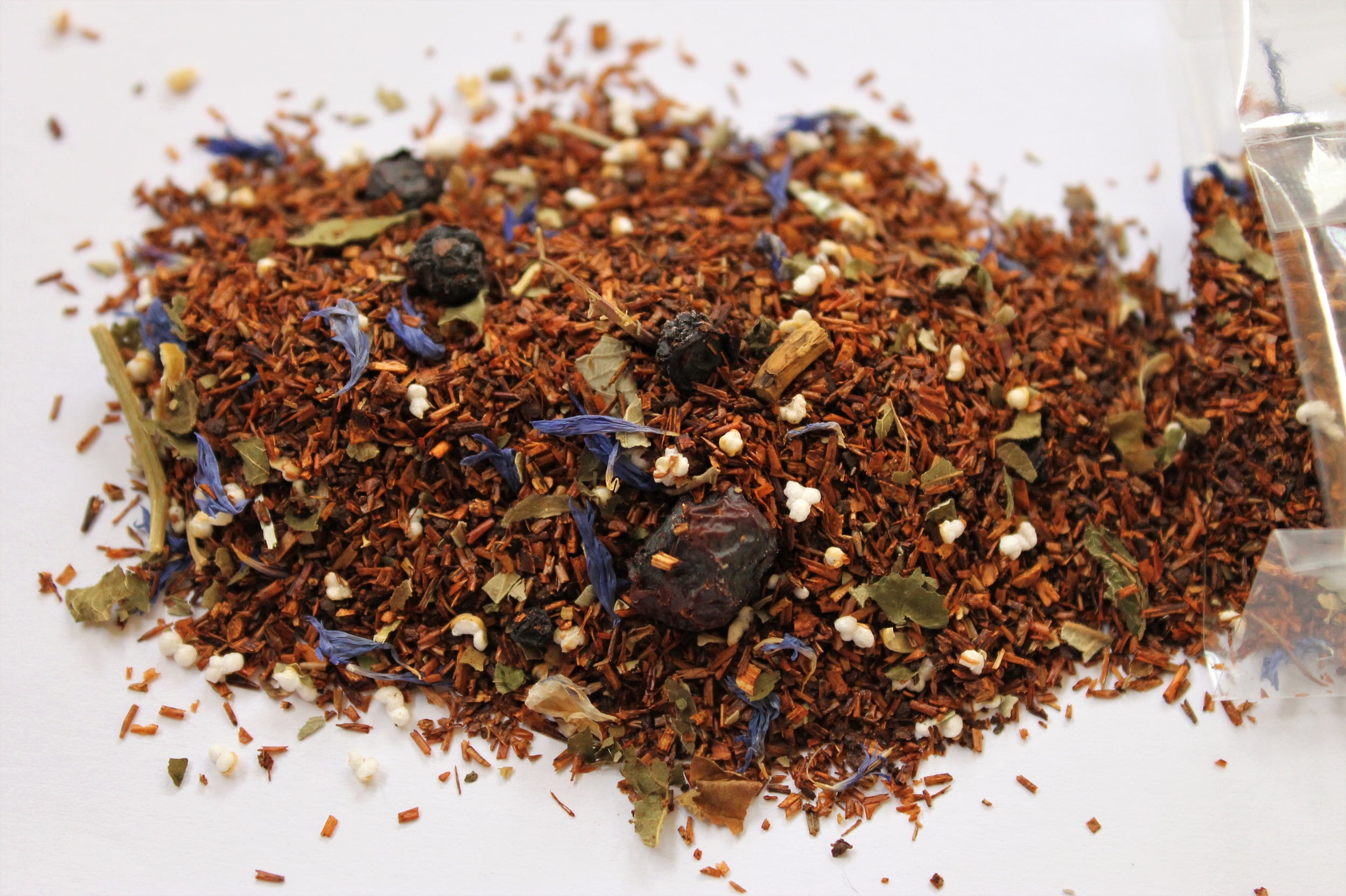 loose leaf rooibos with dried blueberries