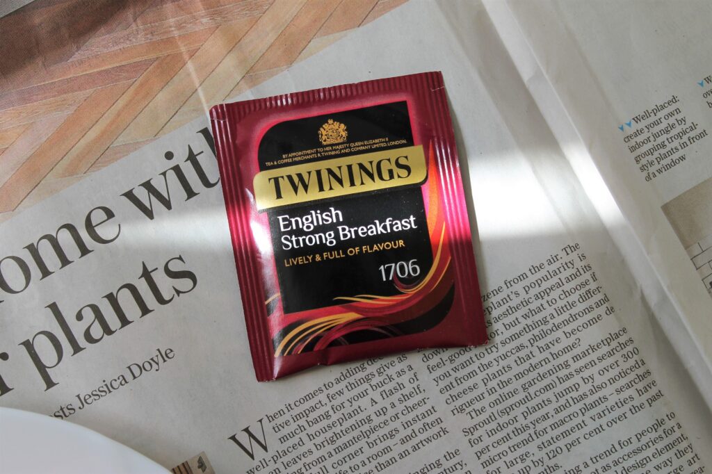 twinings strong english breakast teabags