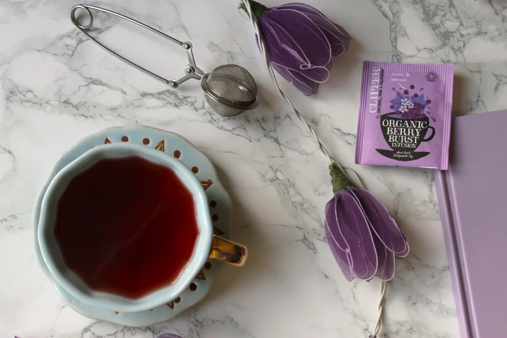 clipper organic berry burst tea review